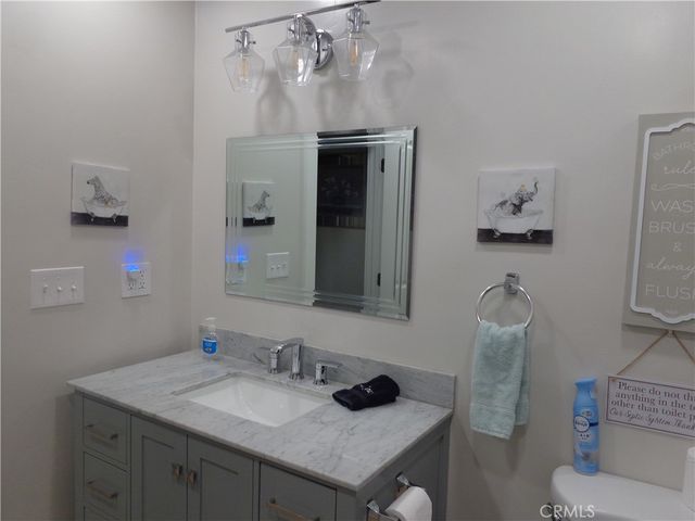 24930 Knoll Cir, Crestline, CA 92325