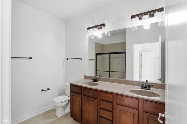 13905 Rue Royale Lane 48, Mccordsville, IN 46055
