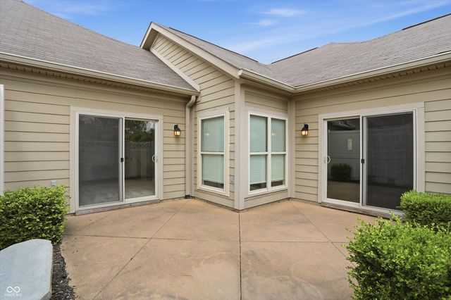 13905 Rue Royale Lane 48, Mccordsville, IN 46055