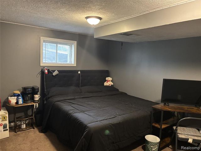 5407 Newcastle Drive, Kentwood, MI 49508