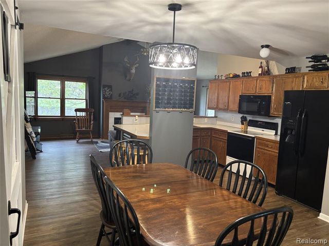 5407 Newcastle Drive, Kentwood, MI 49508