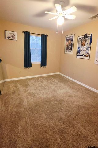 1120 Oak St., New London, TX 75682