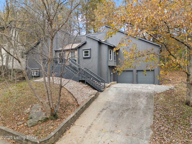 3703 Trail Ridge Rd, Louisville, KY 40241