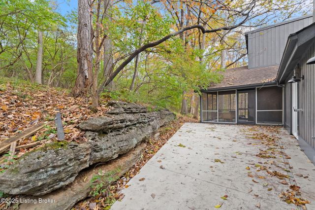 3703 Trail Ridge Rd, Louisville, KY 40241