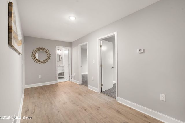 3703 Trail Ridge Rd, Louisville, KY 40241