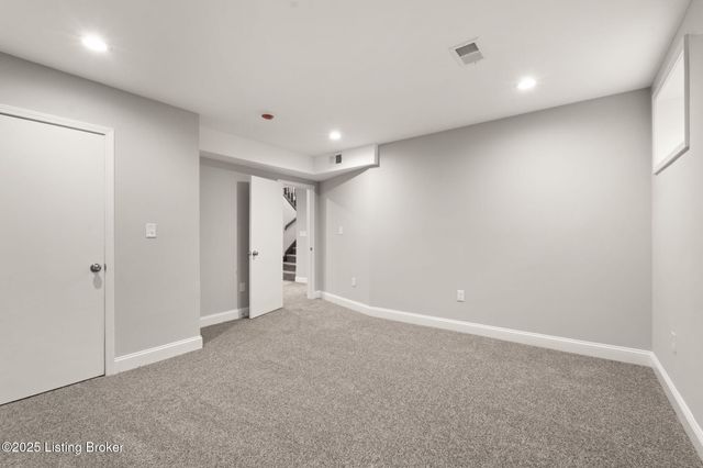 3703 Trail Ridge Rd, Louisville, KY 40241