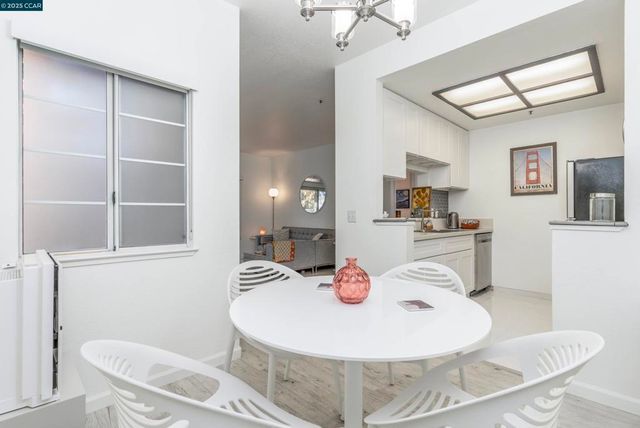 611 Waterford Pl, Pinole, CA 94564