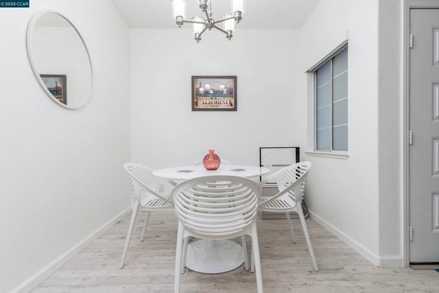 611 Waterford Pl, Pinole, CA 94564