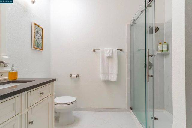 611 Waterford Pl, Pinole, CA 94564