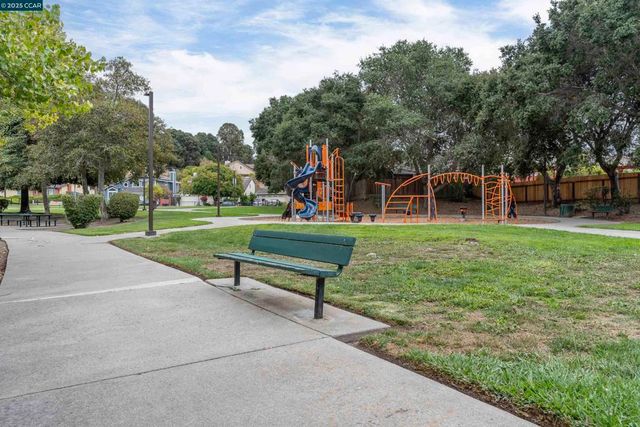 611 Waterford Pl, Pinole, CA 94564