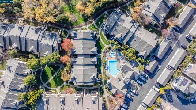 611 Waterford Pl, Pinole, CA 94564