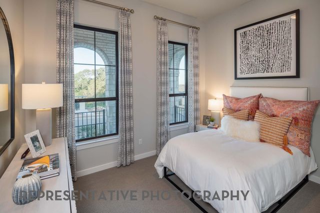 909 Alberta Spruce Road, Fort Worth, TX 76247