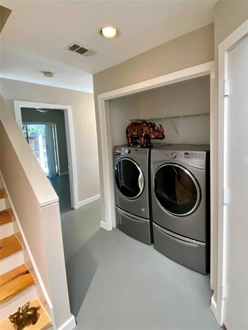 823 Robin Street, Houston, TX 77019