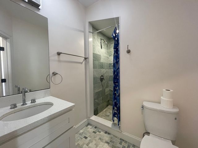 35 Line St 1, Cambridge, MA 02138