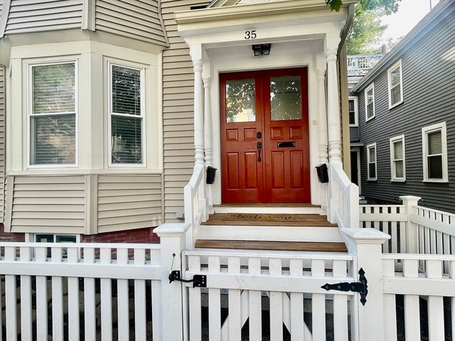 35 Line St 1, Cambridge, MA 02138