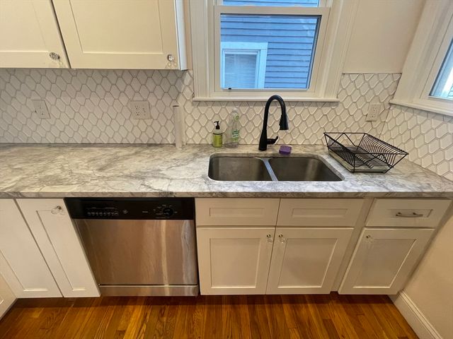 35 Line St 1, Cambridge, MA 02138
