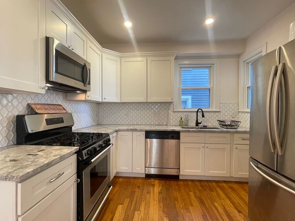 35 Line St 1, Cambridge, MA 02138