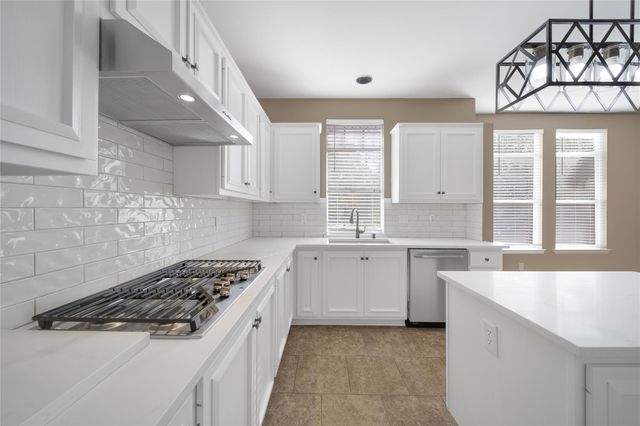 33 Mistyhaven Place, The Woodlands, TX 77381