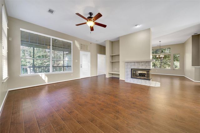 33 Mistyhaven Place, The Woodlands, TX 77381