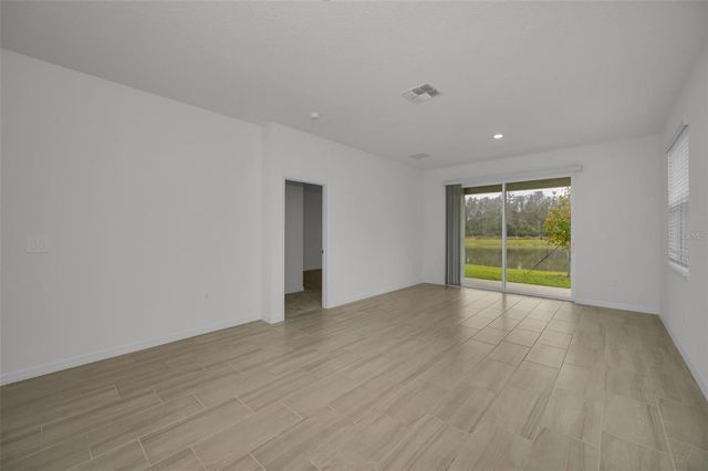 18200 PLEASANTVIEW BOULEVARD, Land O Lakes, FL 34638