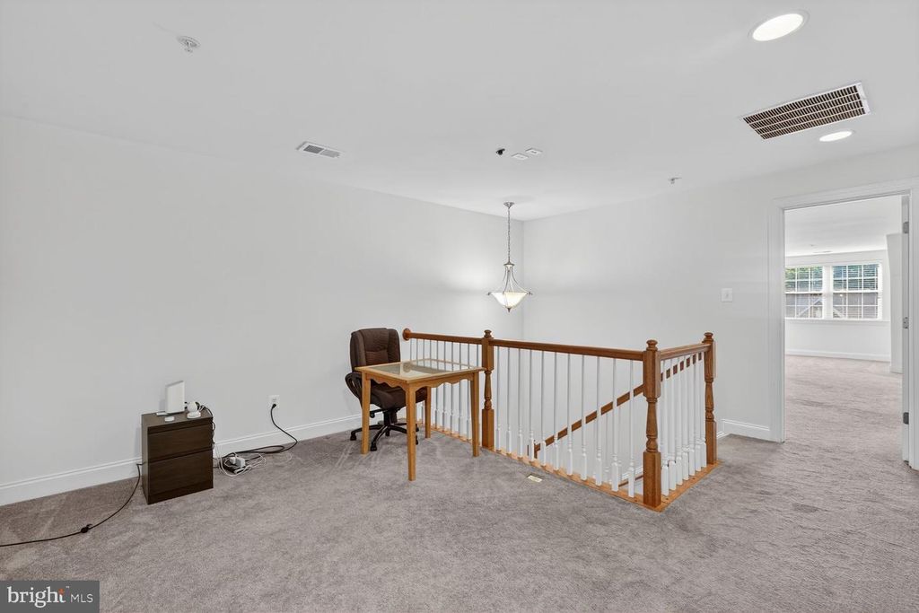 Image 15 of property listing at 12904 LIBERTY'S DELIGHT DR #84A, Bowie, MD 20720