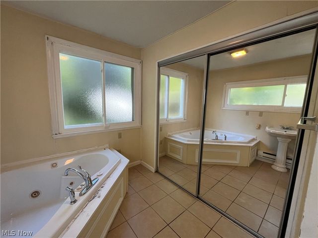 2164 W 45th Street, Cleveland, OH 44102