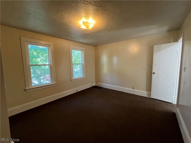 2164 W 45th Street, Cleveland, OH 44102