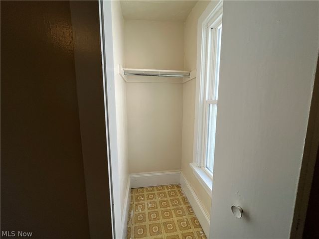 2164 W 45th Street, Cleveland, OH 44102