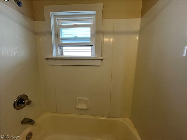 2164 W 45th Street, Cleveland, OH 44102