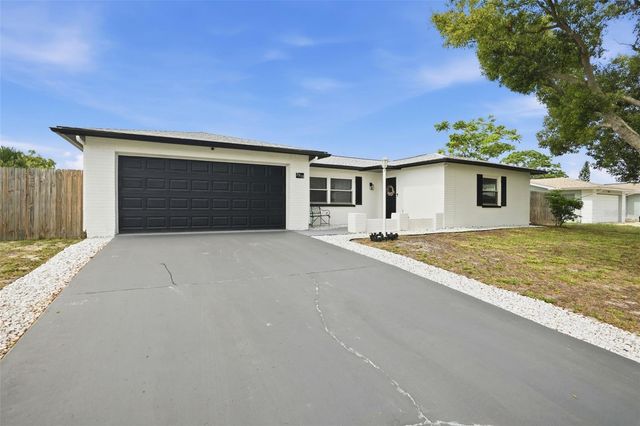 7515 GREYBIRCH TERRACE, Port Richey, FL 34668