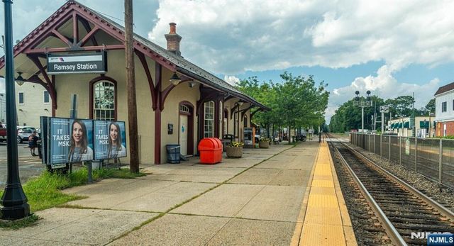 19-23 E Main Street B, Ramsey, NJ 07446