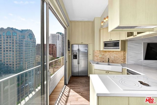 10501 Wilshire Boulevard 1005, Los Angeles, CA 90024