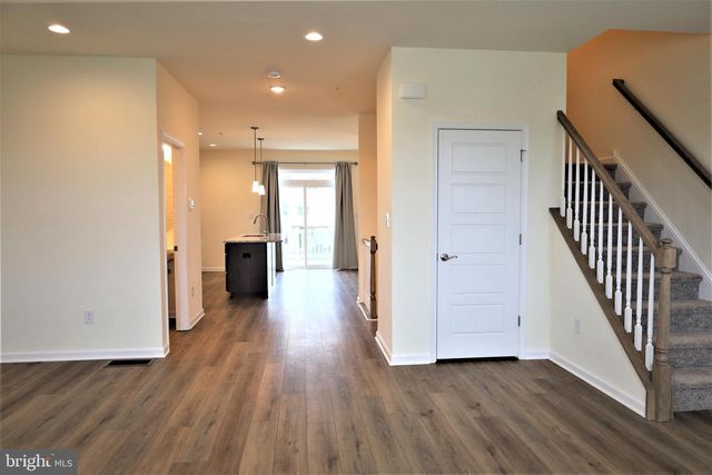 61 BECKER DR, Chalfont, PA 18914