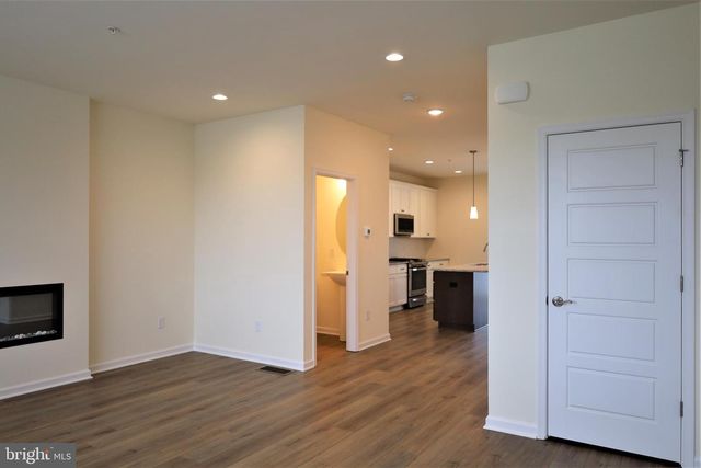 61 BECKER DR, Chalfont, PA 18914