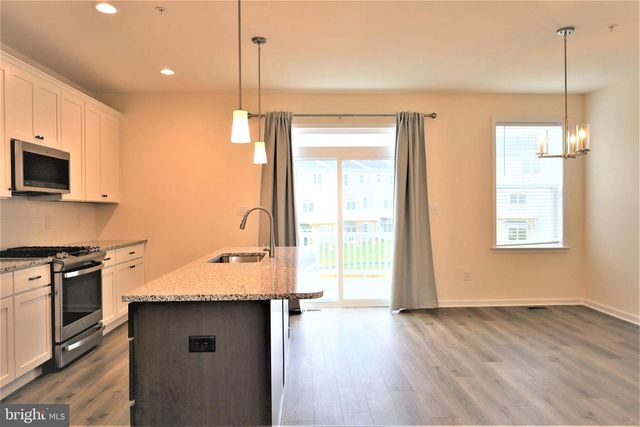 61 BECKER DR, Chalfont, PA 18914