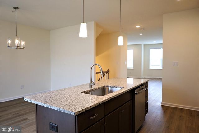 61 BECKER DR, Chalfont, PA 18914