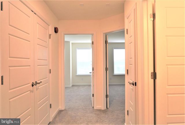 61 BECKER DR, Chalfont, PA 18914