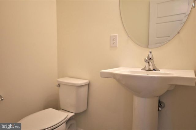 61 BECKER DR, Chalfont, PA 18914
