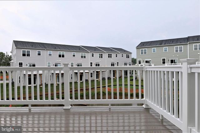 61 BECKER DR, Chalfont, PA 18914
