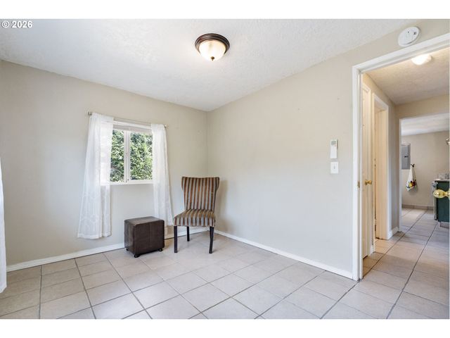 9221 Se GLADSTONE St, Portland, OR 97266