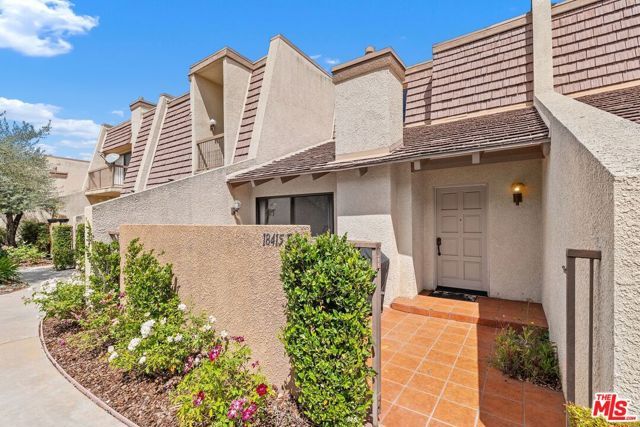 18415 Collins Street F, Tarzana (los Angeles), CA 91356