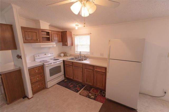 1670 BELMONT AVENUE, Mulberry, FL 33860