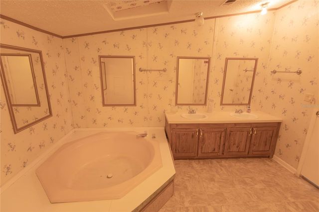 1670 BELMONT AVENUE, Mulberry, FL 33860