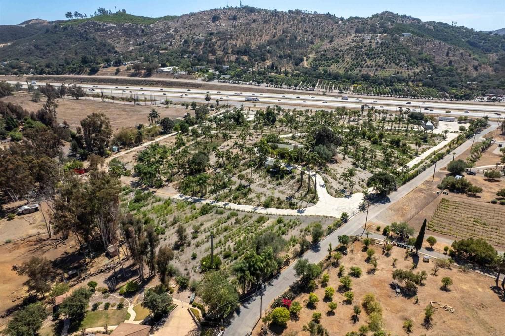 26437 N Centre City Parkway, Escondido, CA 92026 — photo 3