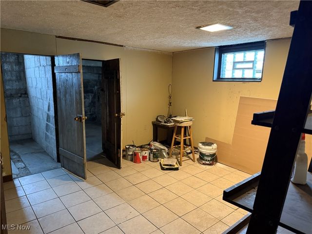 3410 Bosworth Road, Cleveland, OH 44111