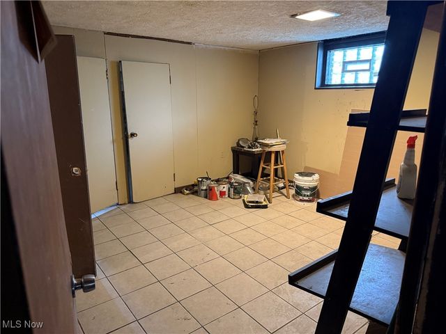 3410 Bosworth Road, Cleveland, OH 44111