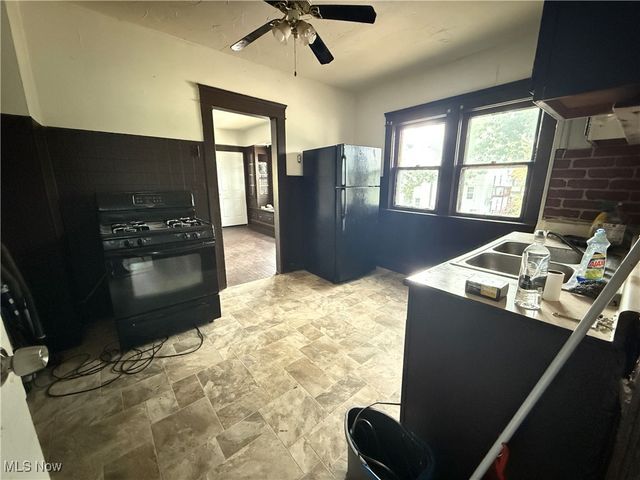 3410 Bosworth Road, Cleveland, OH 44111