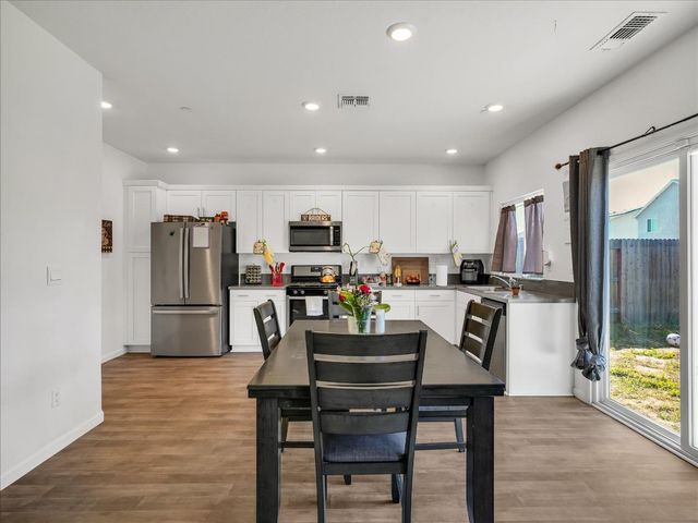 1415 Crimson Lane, Manteca, CA 95336
