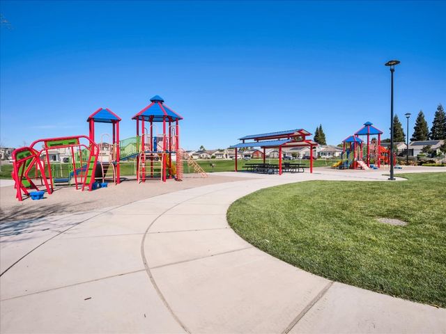1415 Crimson Lane, Manteca, CA 95336