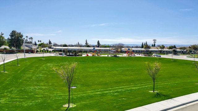 1415 Crimson Lane, Manteca, CA 95336